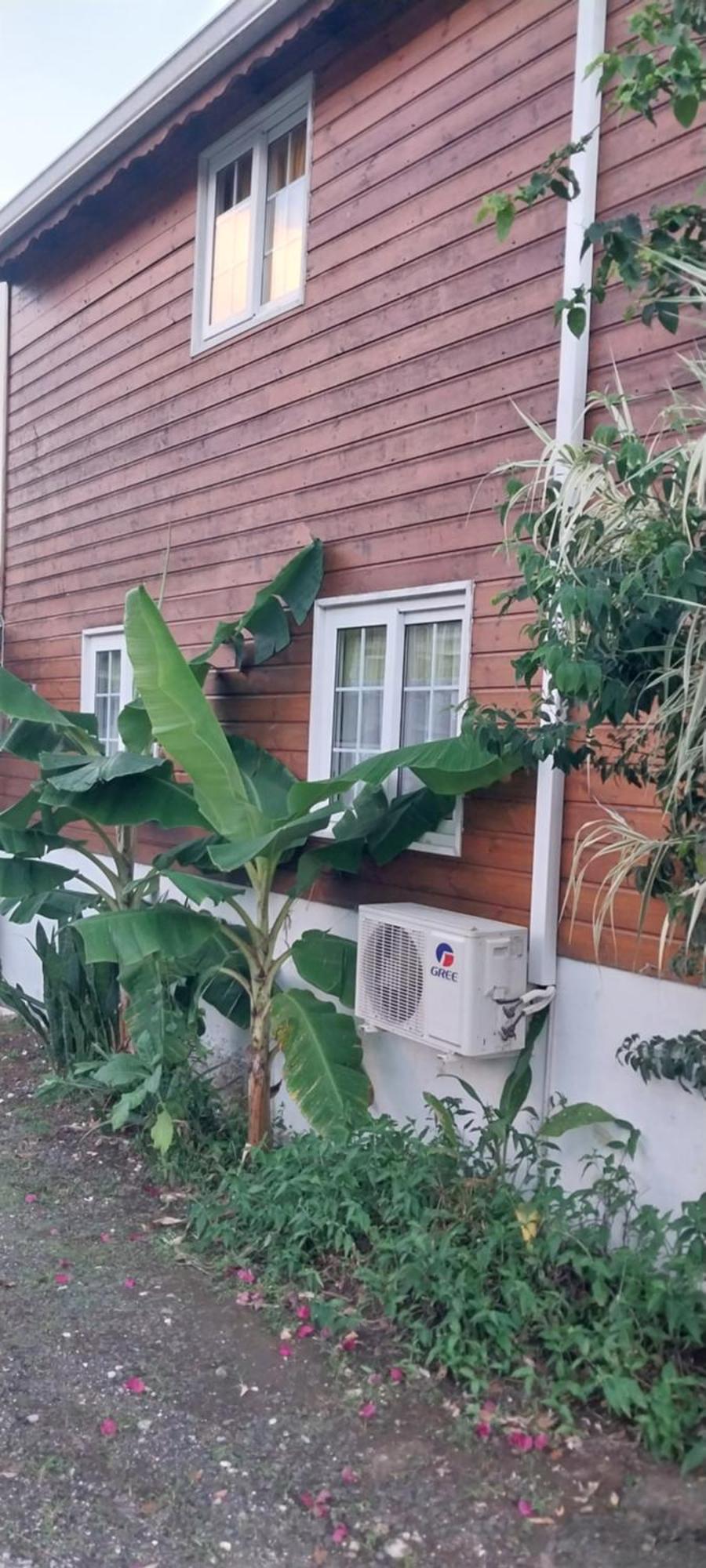Le Cosy Bungalow de Lili / 5min de l'aéroport Les Abymes Exterior foto